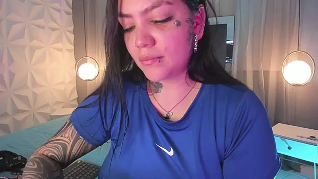 MAGIC TESSA online show from 11-21-25, 08:08