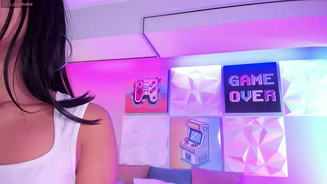 LindaWz  online show from 11-22-25, 04:33