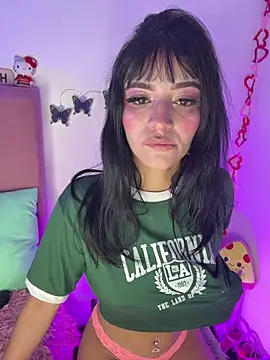 LindaWz  online show from 04-04-26, 08:10