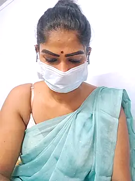 Snapshot of sherlin24 chatting on 09-28-25, 03:30 sherlin24 online show from 09-28-25, 03:30