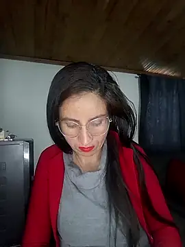 Snapshot of ERIKA__29 chatting on 09-11-25, 12:05 ERIKA 29 online show from 09-11-25, 12:05