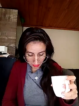 Snapshot of ERIKA__29 chatting on 09-20-25, 12:10 ERIKA 29 online show from 09-20-25, 12:10