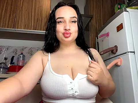 curvybombb online show from 10-15-25, 06:05