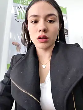 CHARLOTTE  05 online show from 11-20-25, 12:28