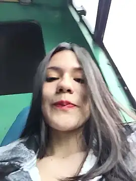 CHARLOTTE  05 online show from 09-18-25, 11:57