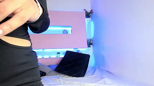 Snapshot of Zairaa_Fox chatting on 11-01-25, 07:30 Zairaa Fox online show from 11-01-25, 07:30