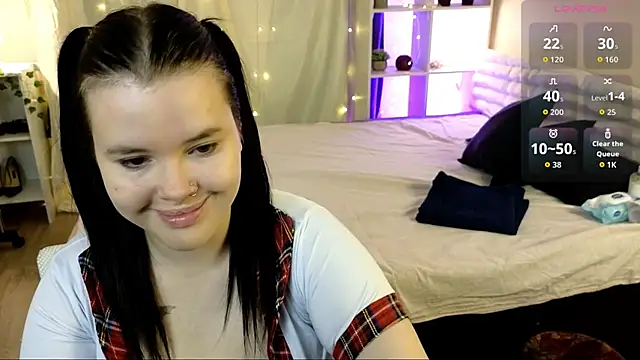 Viola Bun online show from 10-04-25, 10:39