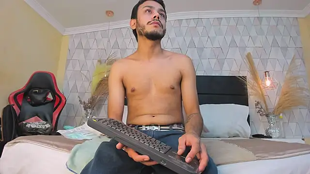 Boss Domiinator online show from 02-04-26, 12:22