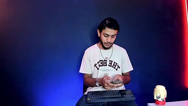 Boss Domiinator online show from 04-10-26, 11:50