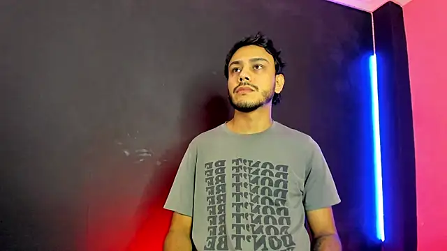 Boss Domiinator online show from 04-17-26, 12:19