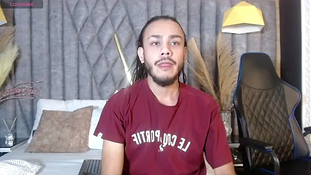 Boss Domiinator online show from 09-30-25, 03:12