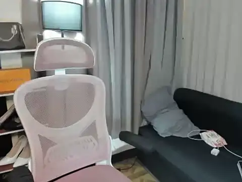 Seductive Margaux online show from 12-16-25, 11:14