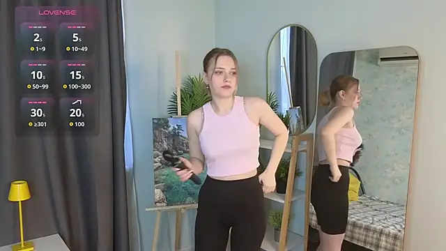 HollieCollelo online show from 11-10-25, 03:11