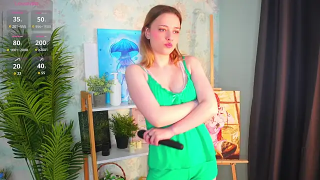 HollieCollelo online show from 03-28-26, 03:18