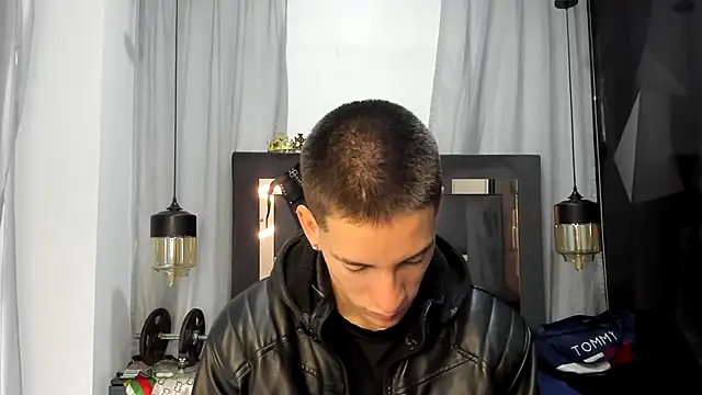 HunterHeat  online show from 04-12-26, 01:03