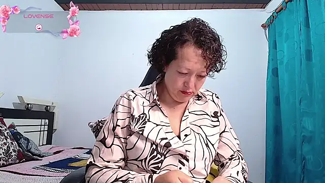 Miss Oriana online show from 10-01-25, 03:05