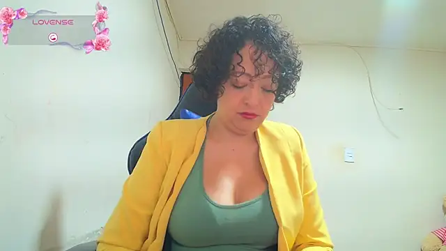 Miss Oriana online show from 11-01-25, 06:19