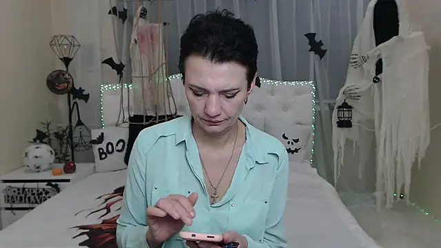 AvaSaturnian online show from 11-03-25, 07:24