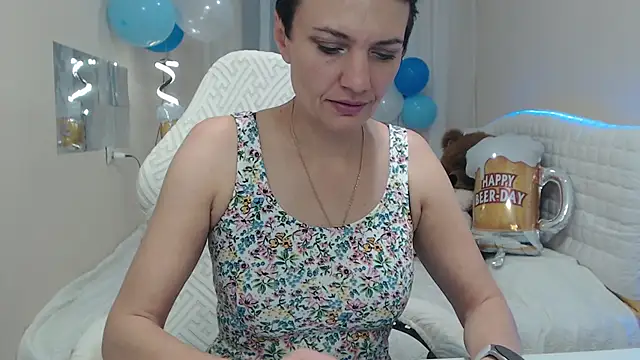 AvaSaturnian online show from 09-21-25, 12:10