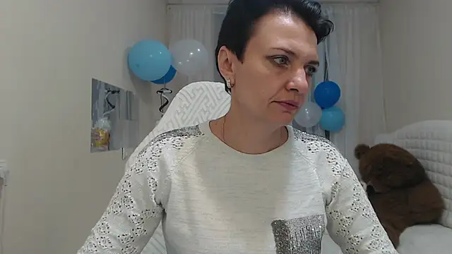 AvaSaturnian online show from 09-24-25, 06:20