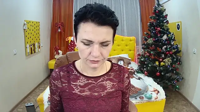 AvaSaturnian online show from 12-22-25, 01:22