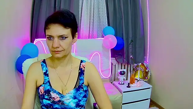 AvaSaturnian online show from 10-04-25, 06:26