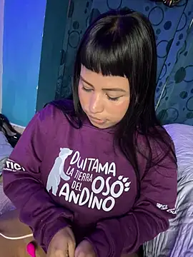 Michluxe 69 online show from 02-10-26, 01:59