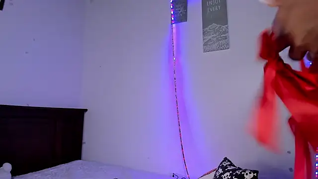 Michluxe 69 online show from 11-11-25, 01:44