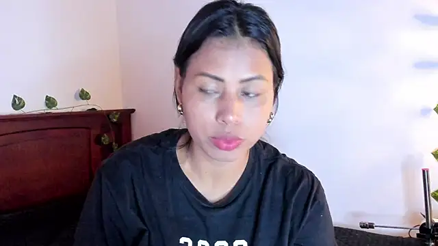 Michluxe 69 online show from 09-24-25, 02:29