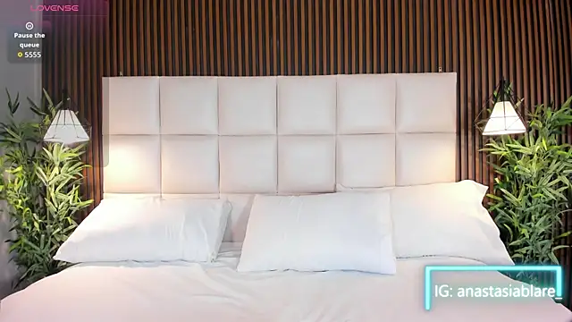 Snapshot of AnastasiaBlare chatting on 02-21-26, 07:27 AnastasiaBlare online show from 02-21-26, 07:27