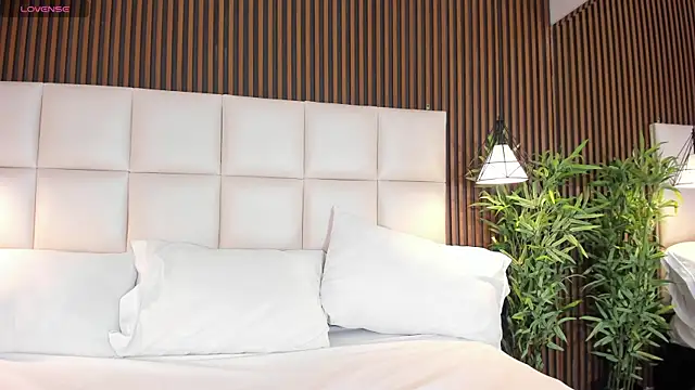 Snapshot of AnastasiaBlare chatting on 02-24-26, 07:37 AnastasiaBlare online show from 02-24-26, 07:37