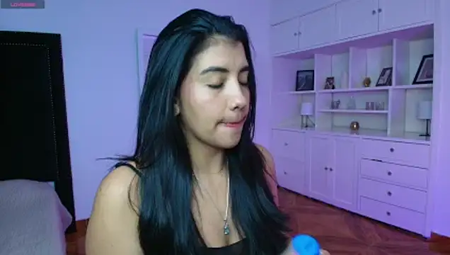 Snapshot of nina_moen chatting on 10-09-25, 10:54 nina moen online show from 10-09-25, 10:54