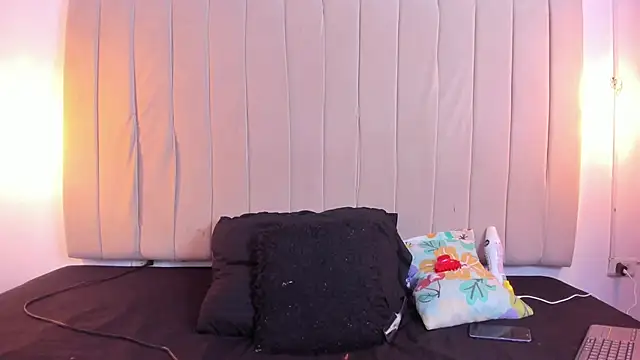 escar let online show from 02-22-26, 03:09