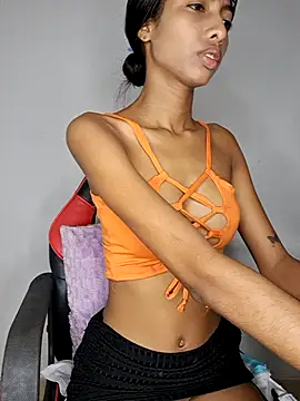 Snapshot of Sol_em chatting on 10-21-25, 12:59 Sol em online show from 10-21-25, 12:59