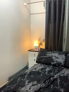 Snapshot of AngelHille chatting on 11-14-25, 08:12 AngelHille online show from 11-14-25, 08:12