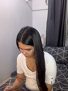 Snapshot of AngelHille chatting on 12-05-25, 05:00 AngelHille online show from 12-05-25, 05:00