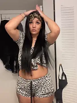 Prettygirl6070 online show from 04-17-26, 08:00