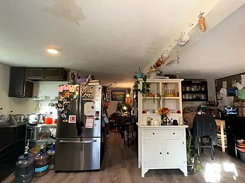 kinkycanner online show from 10-26-25, 10:21