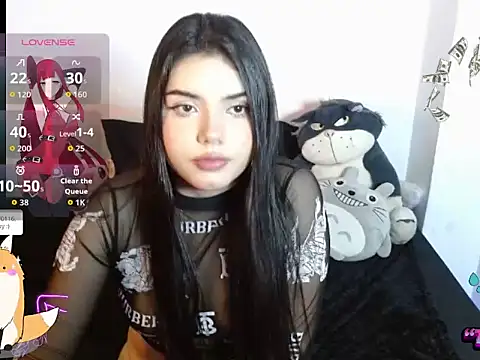 Snapshot of Emma_yui19 chatting on 10-05-25, 09:49 Emma yui19 online show from 10-05-25, 09:49