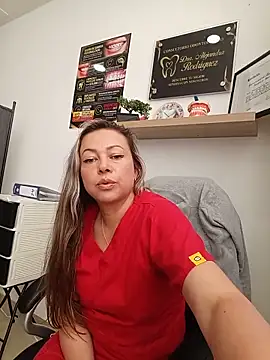 Madisson-04  online show from 06-18-26, 05:51