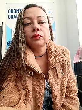 Snapshot of Madisson-04_ chatting on 02-27-26, 12:16 Madisson-04 online show from 02-27-26, 12:16