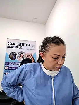 Madisson-04  online show from 11-08-25, 07:39