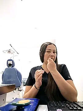 Madisson-04  online show from 09-22-25, 07:42