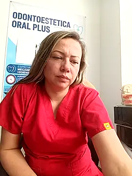 Snapshot of Madisson-04_ chatting on 04-01-26, 01:41 Madisson-04 online show from 04-01-26, 01:41