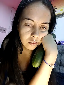 MiaForever1 online show from 12-04-25, 03:16