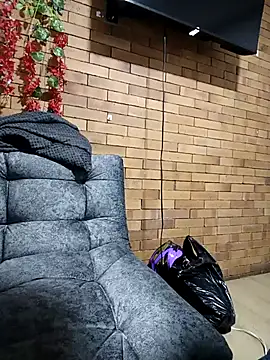 MiaForever1 online show from 11-08-25, 02:04