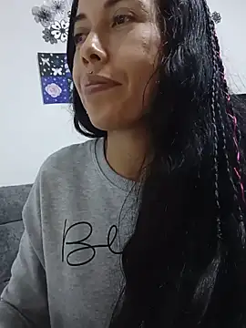 MiaForever1 online show from 06-20-26, 10:59