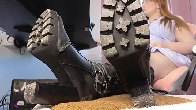 CruelSiren online show from 02-13-26, 08:03