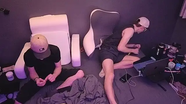 Snapshot of maskedboy1 chatting on 01-07-26, 08:30 maskedboy1 online show from 01-07-26, 08:30