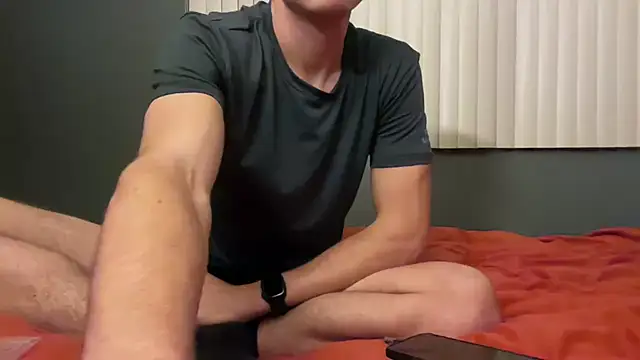 maskedboy1 online show from 10-26-25, 12:27